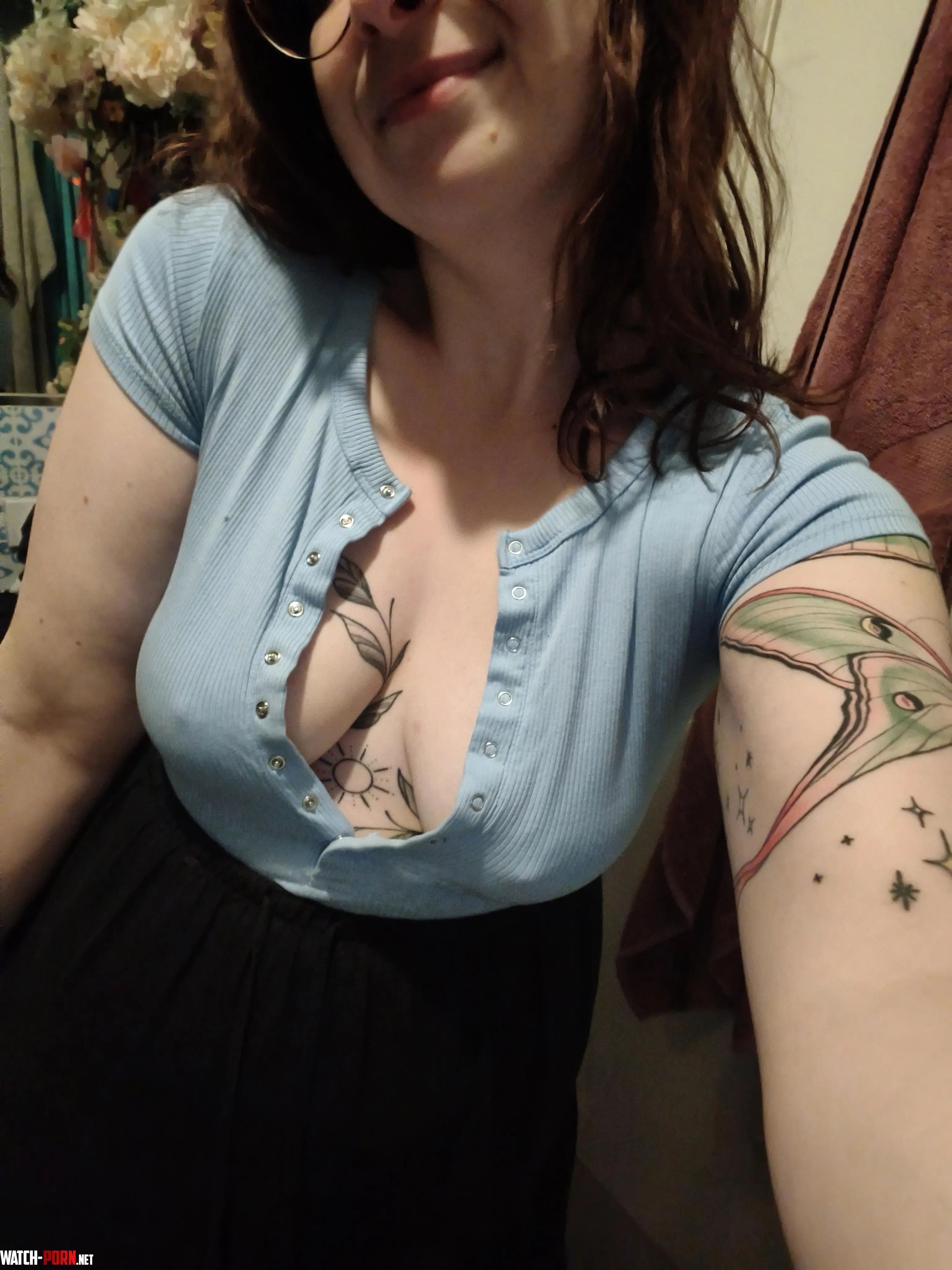 Today's outfit did not sponsor a bra by Samusss95
