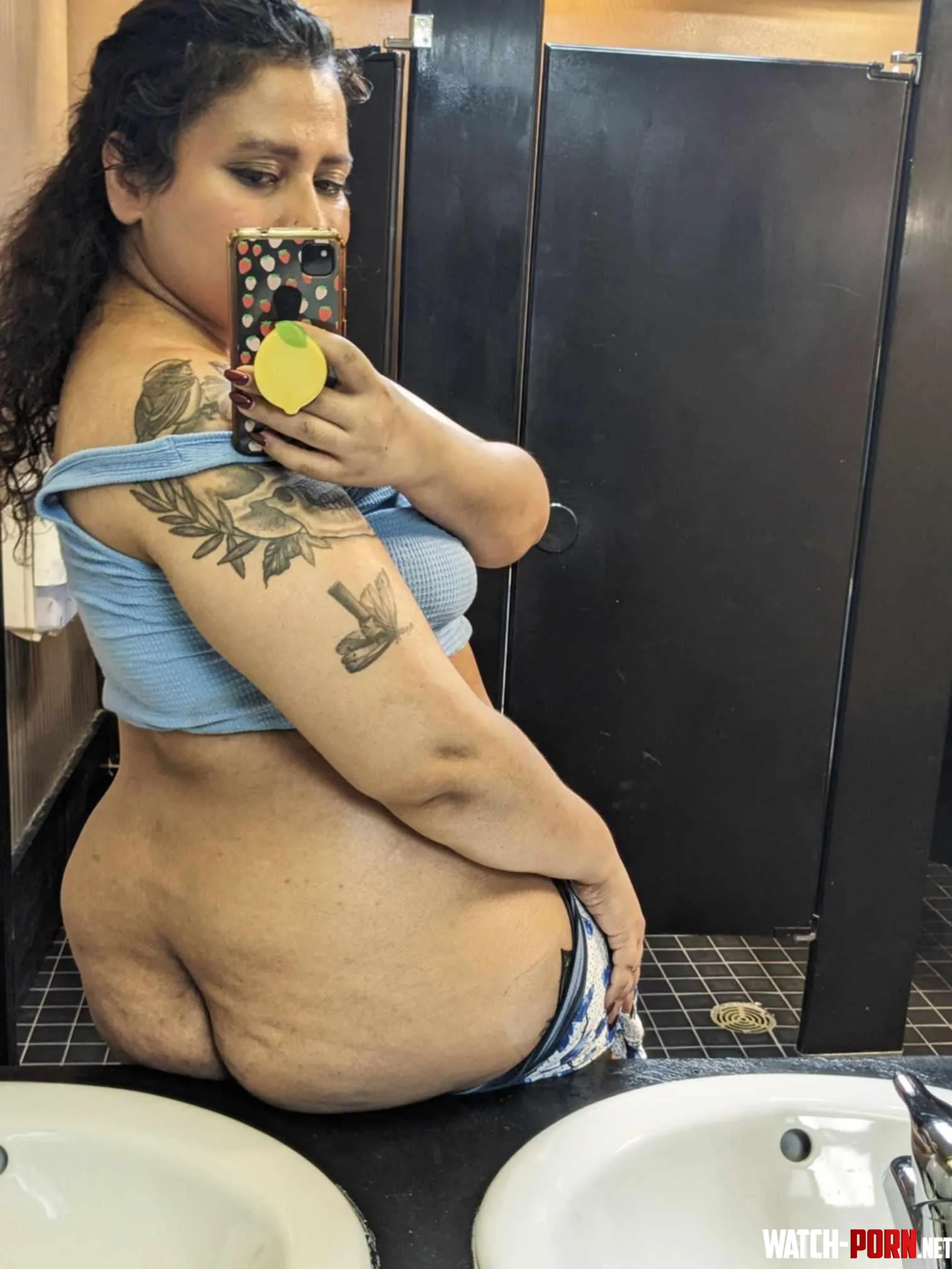 Cellulite deserves being shown off in public washrooms! by the_czar_got_cake