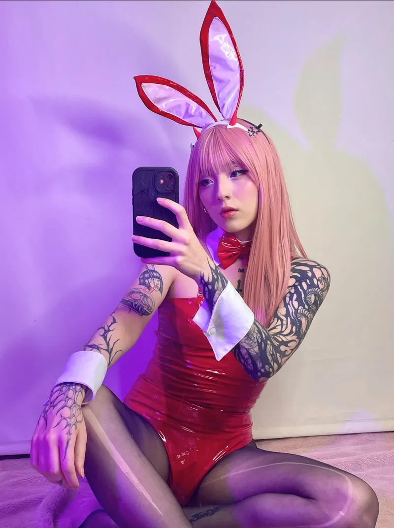 Thumbnail Bunny Dreaming: A MirrorSelfie Fantasy