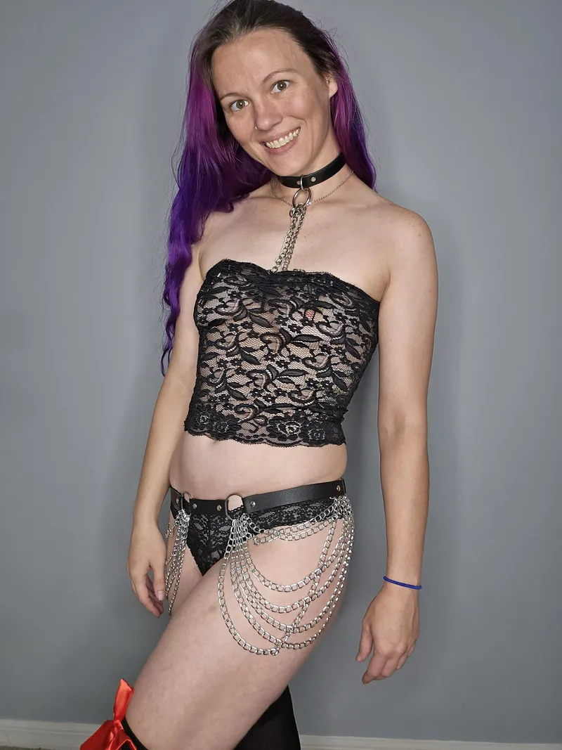 Thumbnail Sized for Fun: The Allure of Being Petites | xo_Emmarose_xo