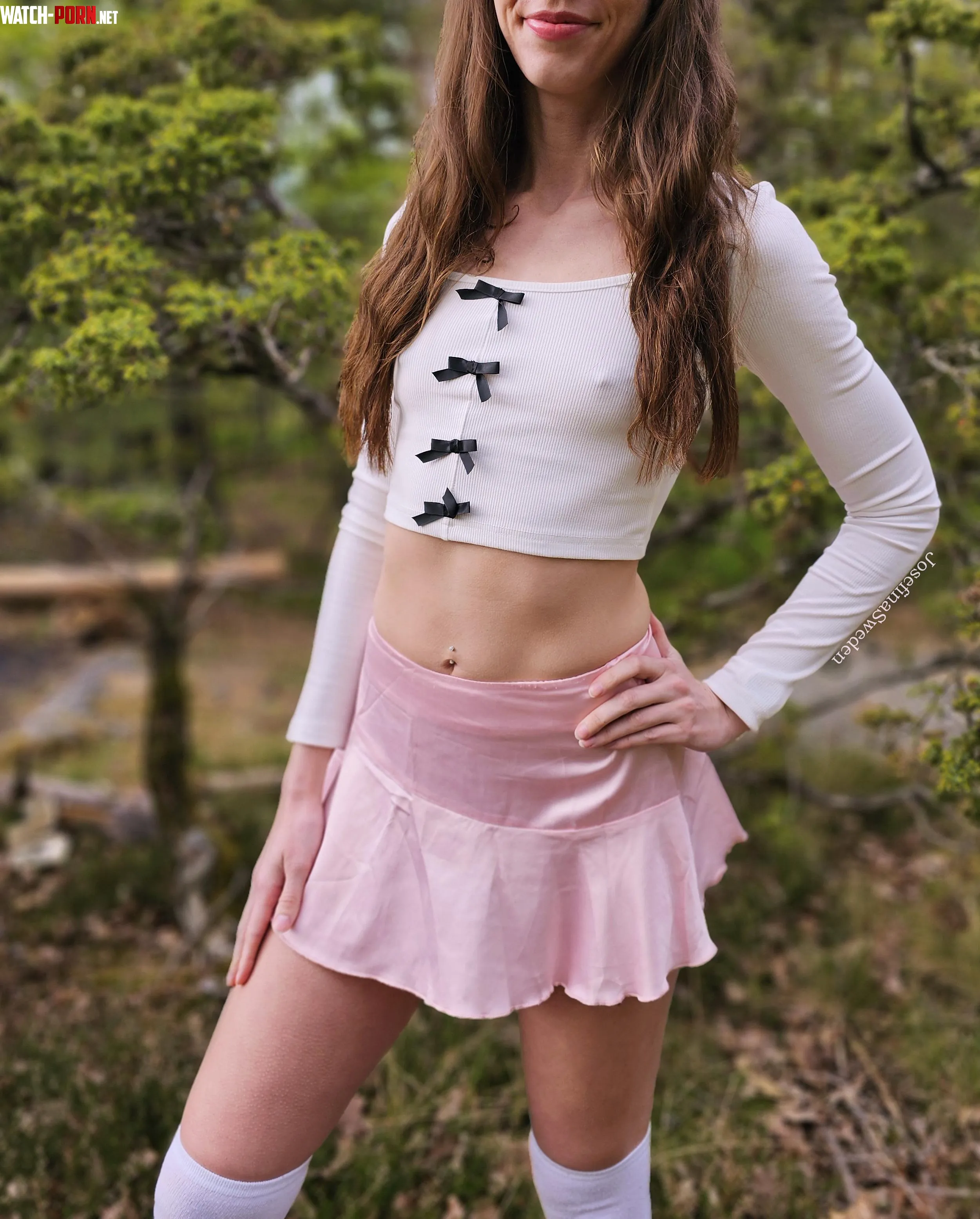 Showing off my favourite crop top by Jos3finaSweden