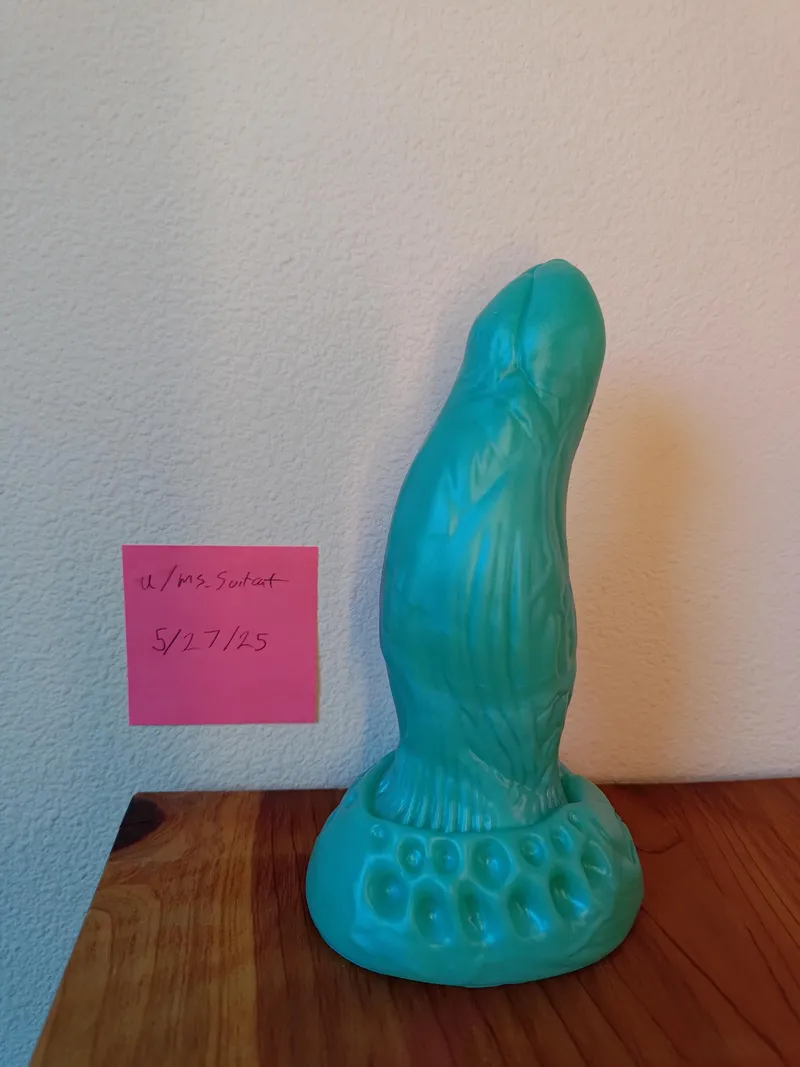 Thumbnail Medium Demogorgon Available: Dive into ms_suitcat's BadDragon Offer | BadDragon