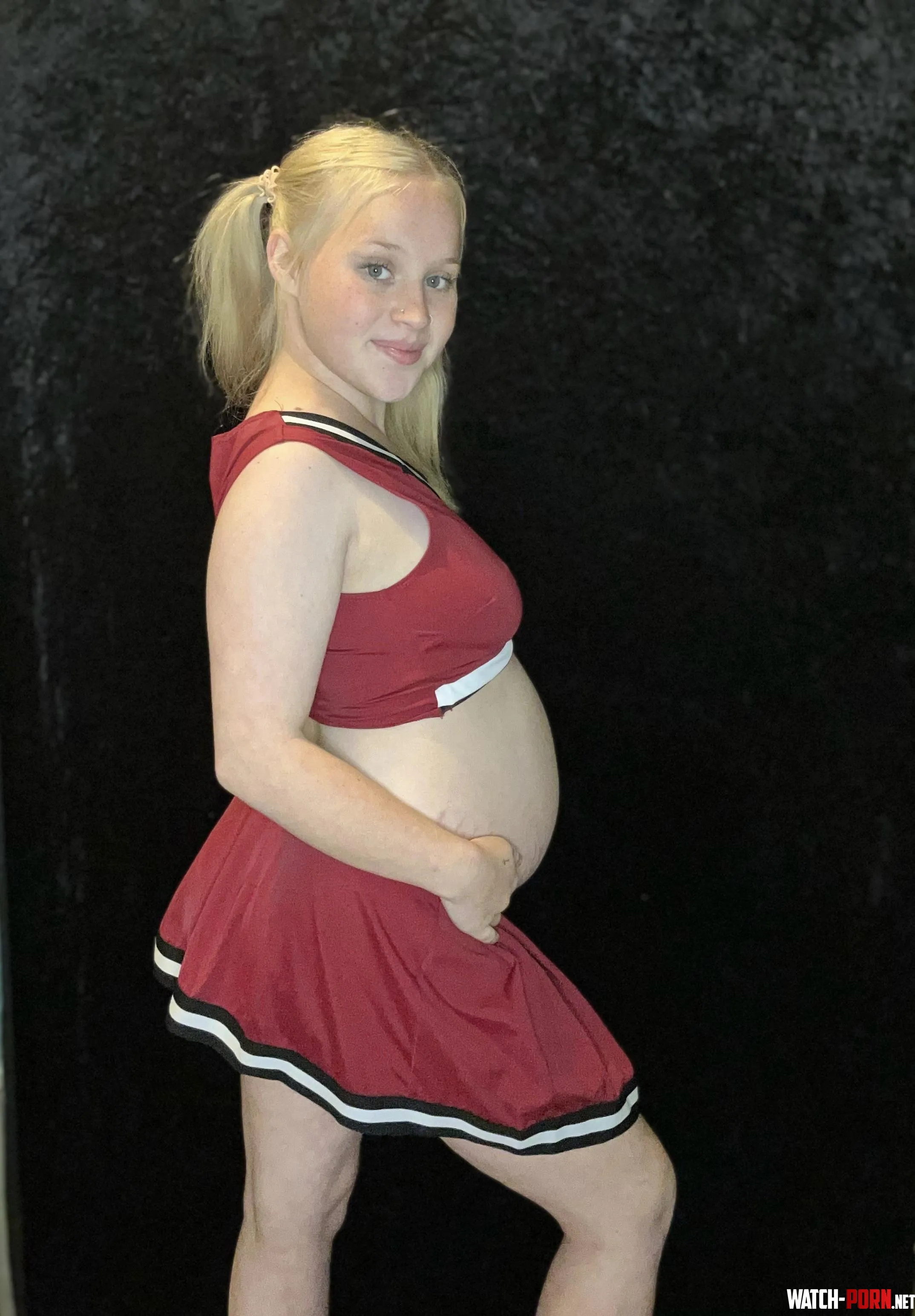 I hope you’d fuck a 18 year old pregnant cheerleader , here I am!🫣 by thewonanonoy