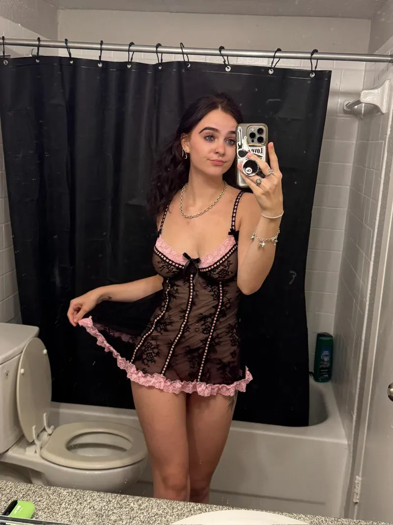 Thumbnail Subject-Narwhal-8396 Explores Cute Oversized Sets for Xsmallgirls