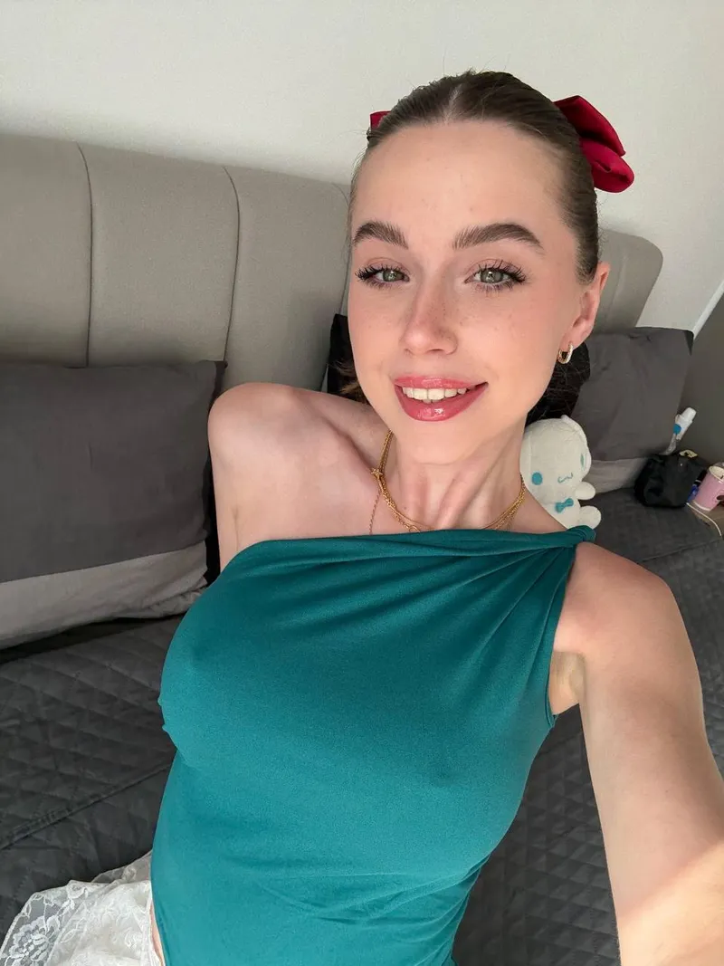 Thumbnail Savor a Braless Summer with CelestialGoldJubilee