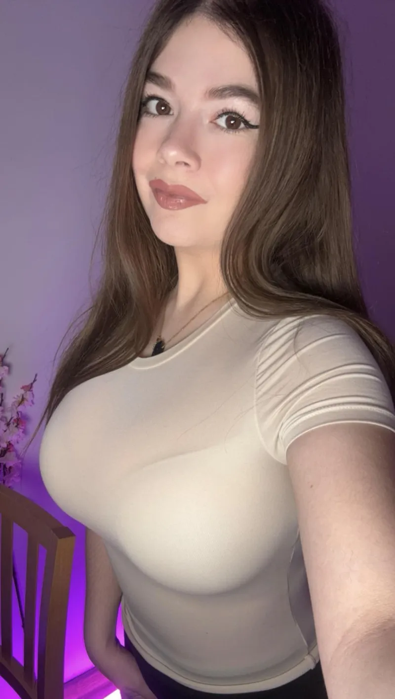 Thumbnail Big Naturals Unveiled by Lovely_amyoo | 2busty2hide Category