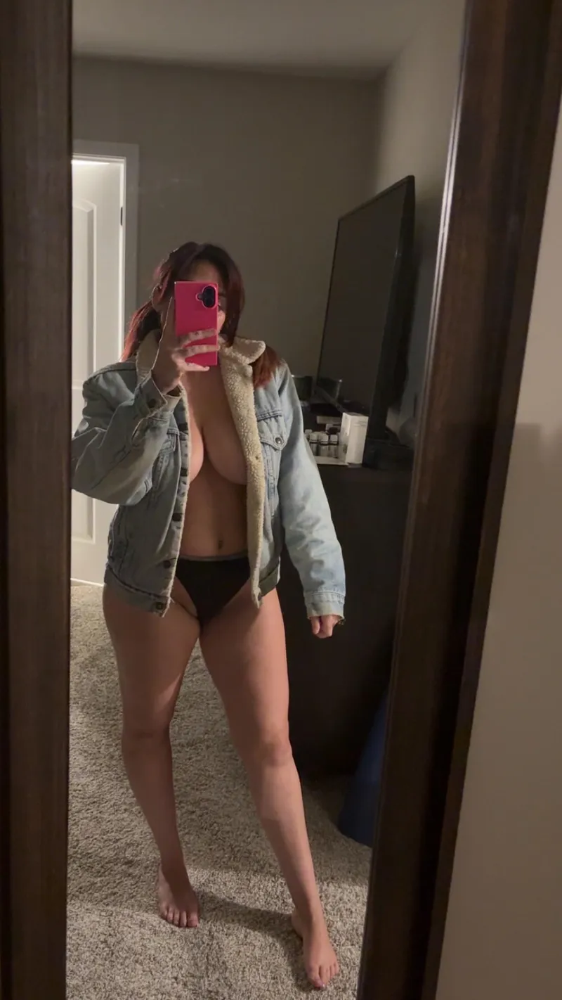 Thumbnail The Quest for a Body Worshipper by bangbangreign21