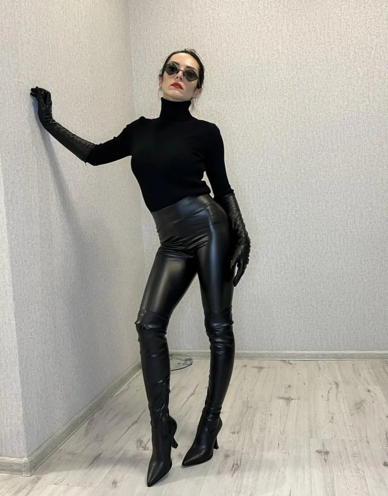 Thumbnail Do I Drive You Crazy? by MonicaGoddess | LadiesInLeather Category