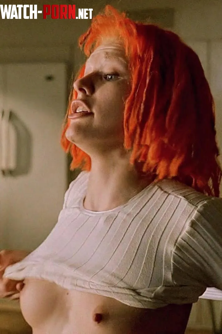 Milla Jovovich by ash_voorhees