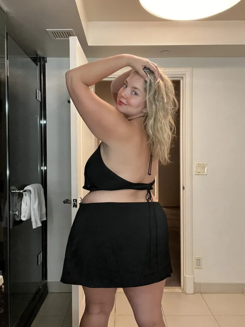 Thumbnail Gambling with Style: Exploring No Bra at the Casino by TarynUpMyHeartx