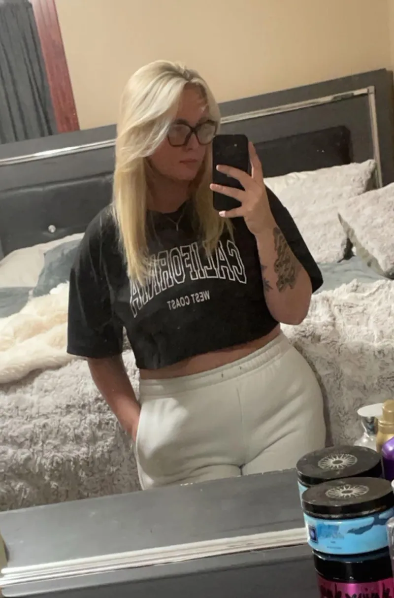 Thumbnail ShaeRylee's Affection for Crop Tops | croptopgirls