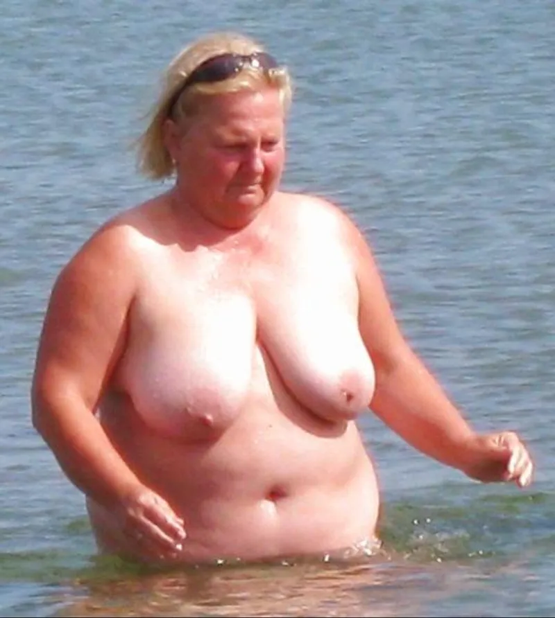 Thumbnail Granny's Naked Glam | Green-Salary9555 | BBWnudists