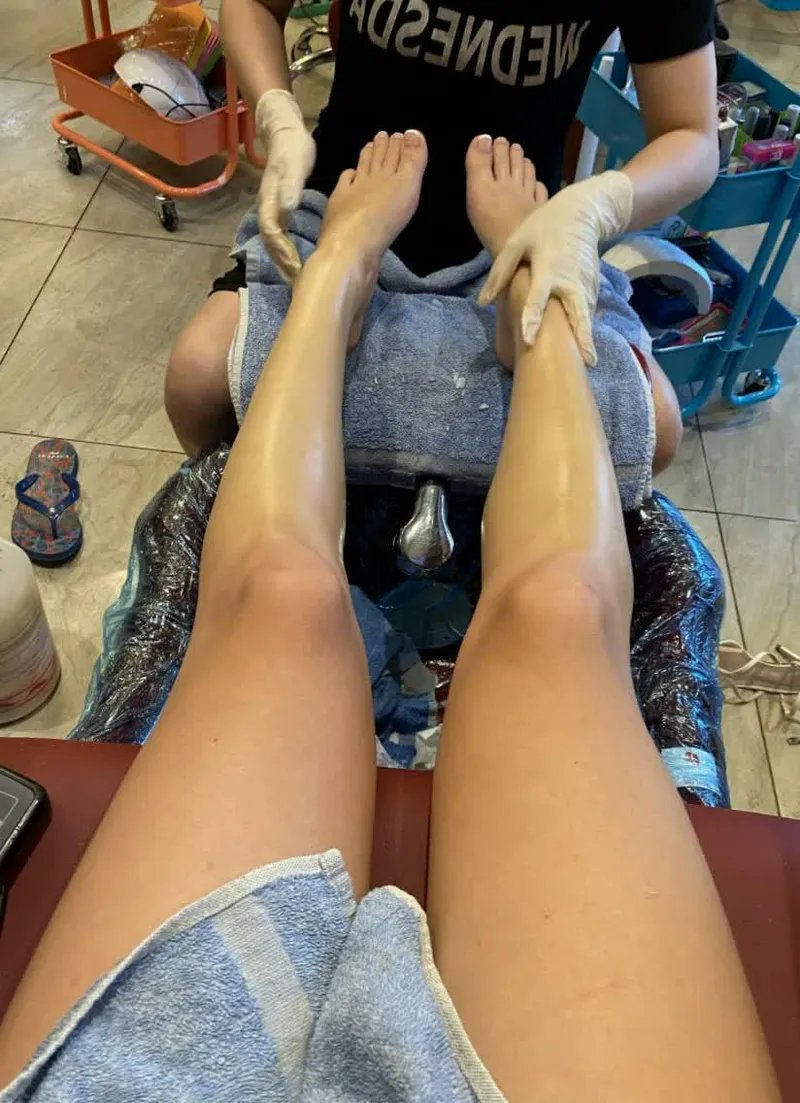Thumbnail BellaBlisse's Sensual Invitation for Leg Fun: A Closer Look