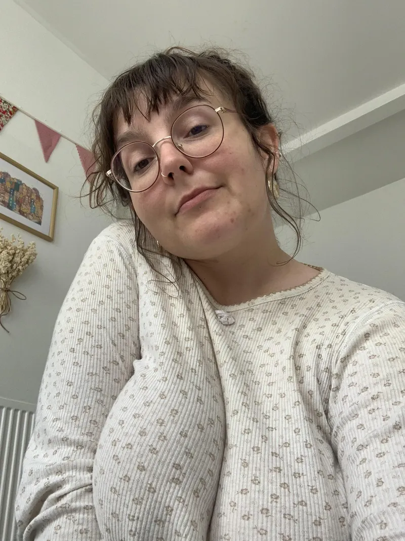 Thumbnail Revealing the Truth: Embracing the Braless Lifestyle by nakedclownempire