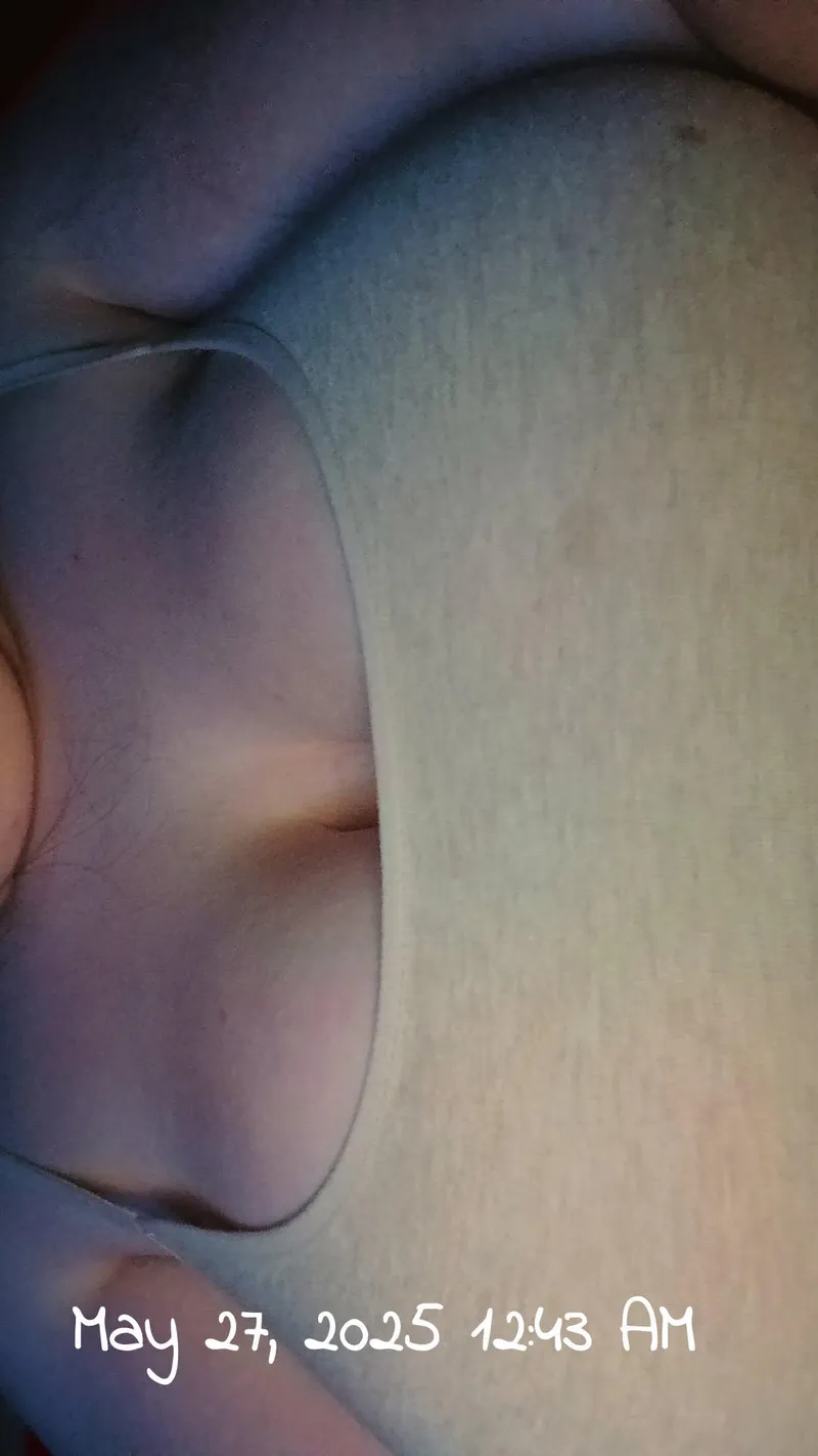 Thumbnail Formal-Switch-8246 Playfully Shows Off Slip-Up in Braless Fashion