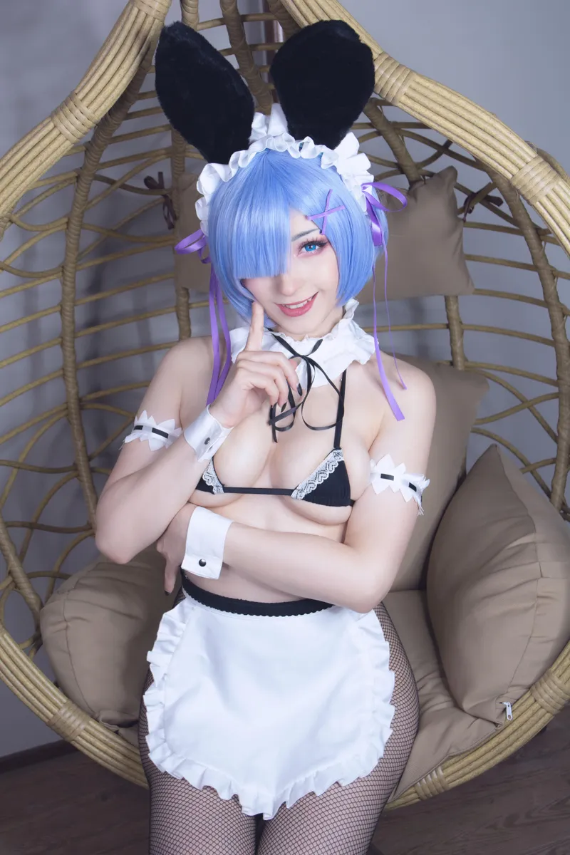 Thumbnail Chasing and Pinning: Bunny Girls' Fascination Explored by kuropuppi
