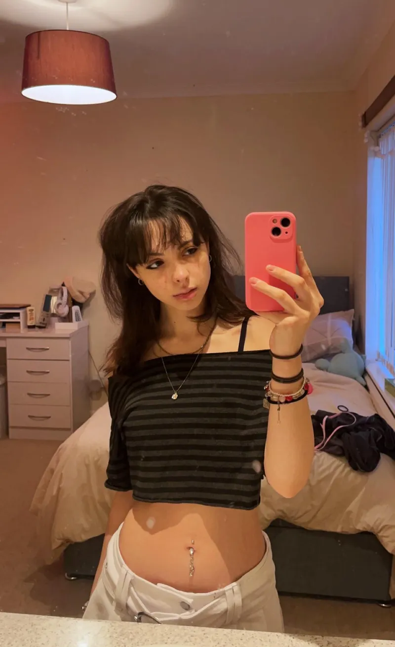 Thumbnail Stripe Teaser for Now: Explore Croptopgirls Fashion with Past_Scale_6240