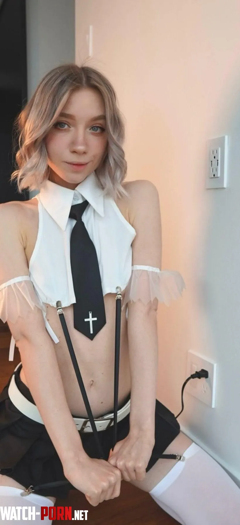 Petite blonde with a cute tummy by ShyVelvetRose