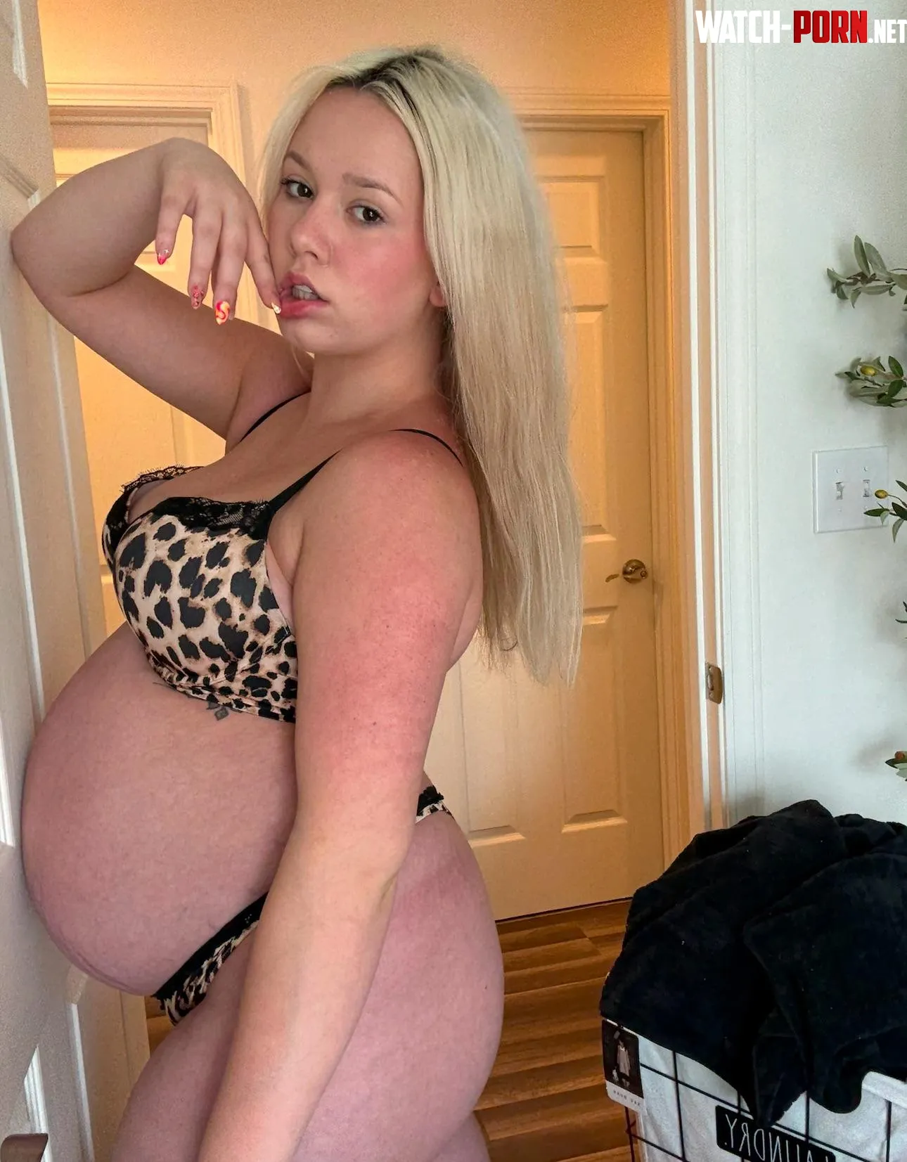 F19 Pregnant asf by 5447AJ