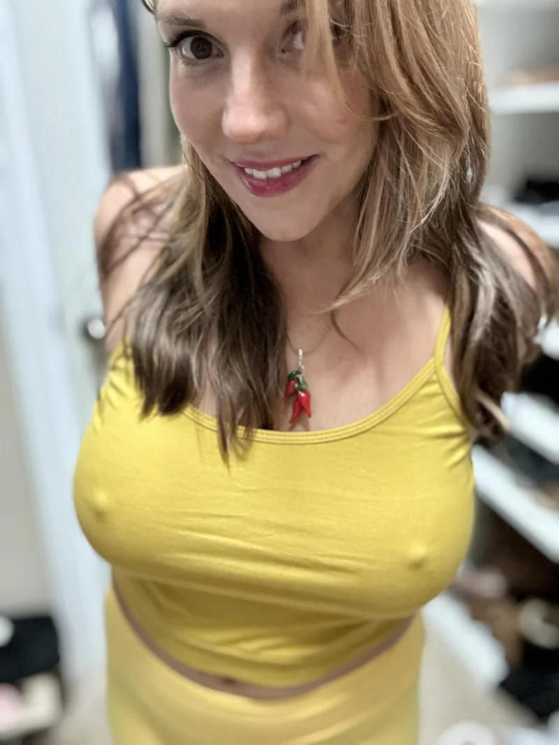 Thumbnail Yellow Tank Top Love by HotPepperMILF - Pokies Category