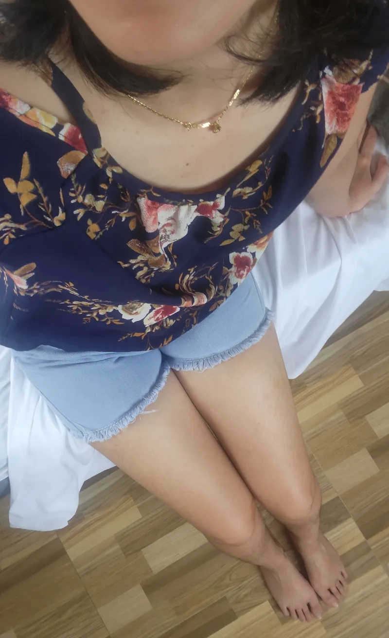 Thumbnail Discover Asian Beauty with akira_shiorii in henlo! ✌️