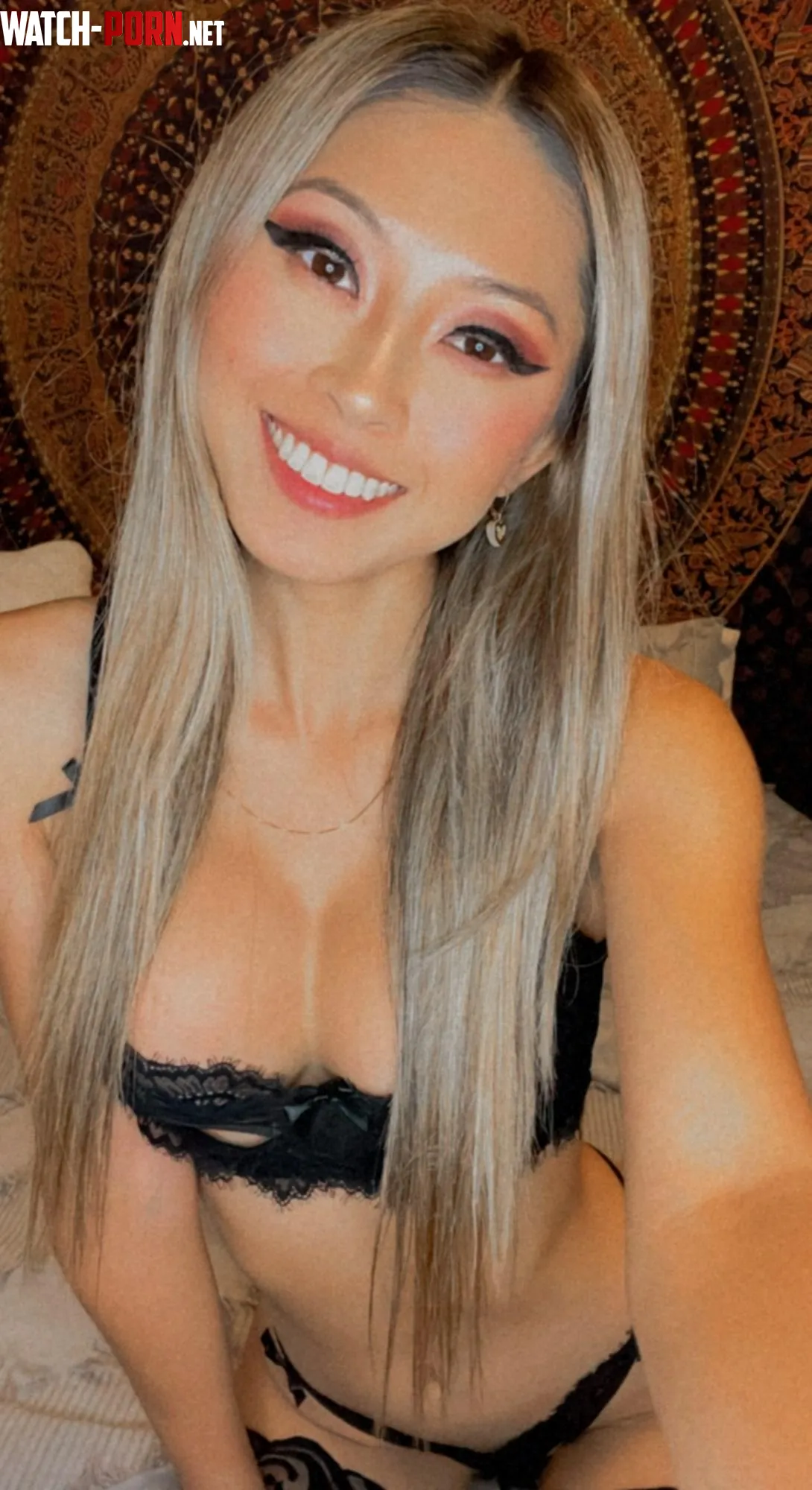 Would you fuck a horny Asian like me babe? by CuriousCutieXOXO