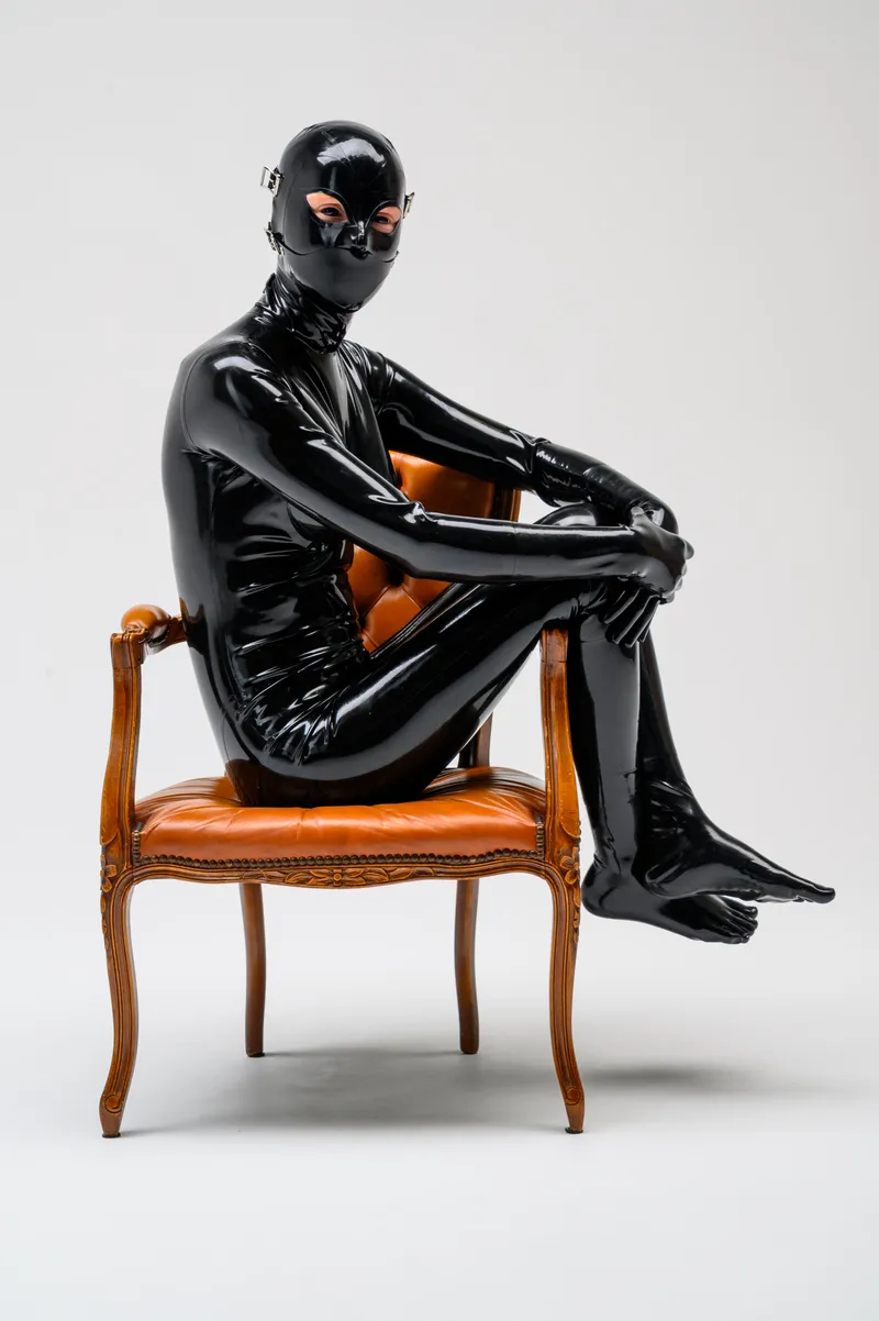 Thumbnail LatexGinger Demonstrates the Art of Sitting in Style