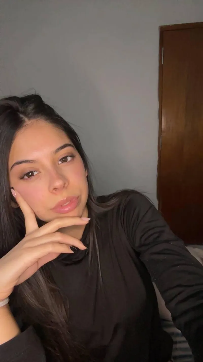 Thumbnail graduated HS recently and finally started my page [F18] by Amber_Puff_2006