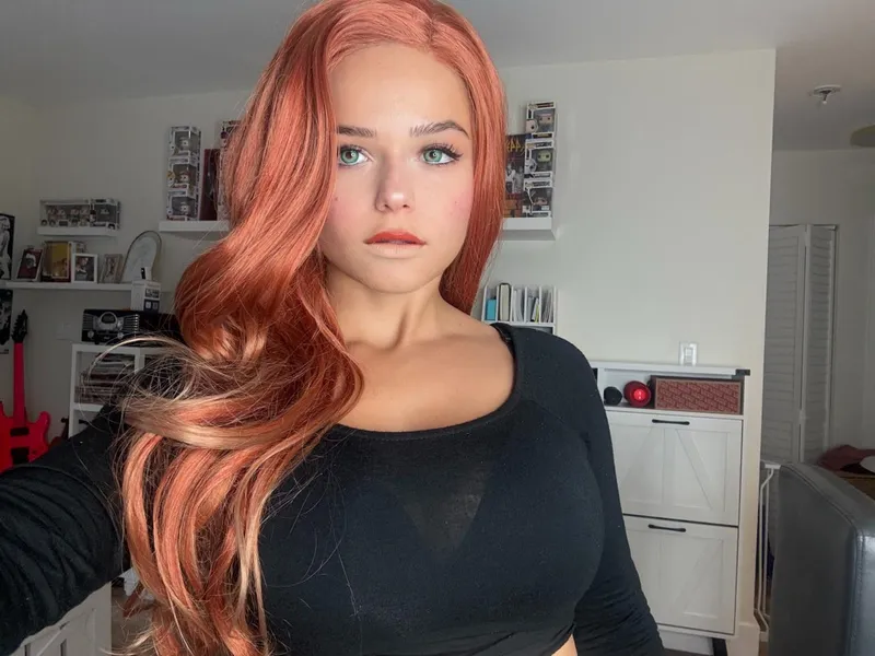 Thumbnail Sizzling Hot in My Beloved Croptop: A Fashion Journey with spacedrifter700