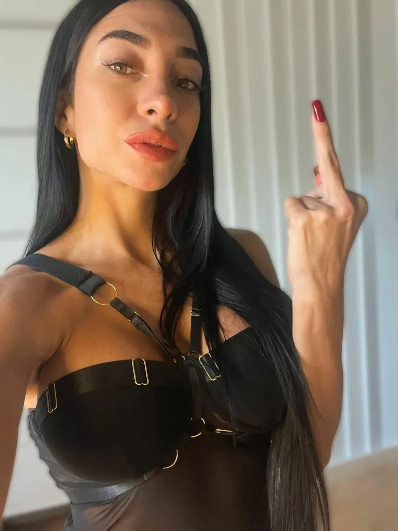 Thumbnail MyNameIsAzul Unleashes Azul's Bold Aura on OnlyFans