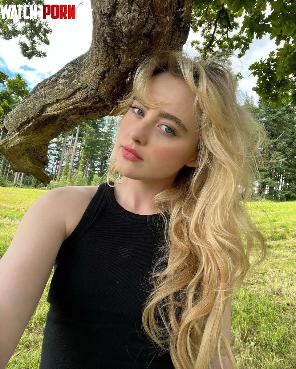Kathryn Newton by Positive-Article-654