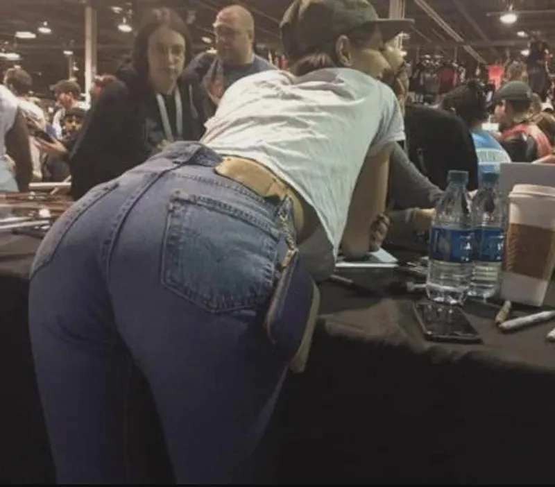 Thumbnail Willa Holland's Enigmatic Aura Explored through CelebrityButts