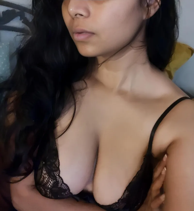 Thumbnail Adventurous-End-5817 Seeks Confidence on RateMyBoobs