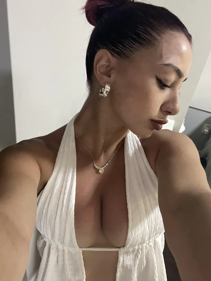 Thumbnail Discover Calamitousgrouse's Classy Style in Classygirls