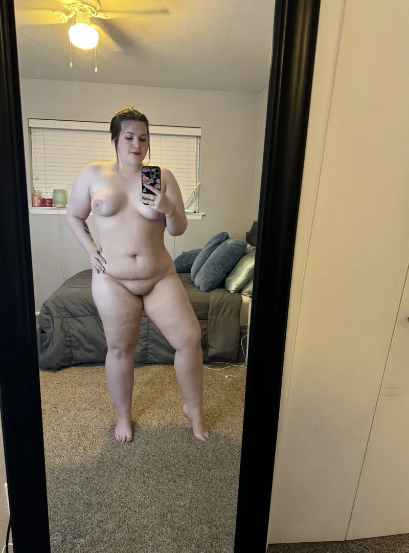 Thumbnail Drunk and Wanting Fun with a Chubby Woman by Nikki_Smithhh
