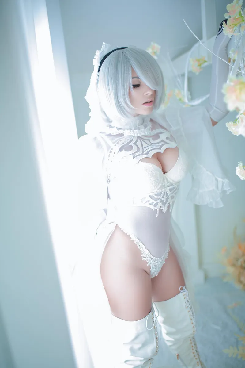 Thumbnail Mesmerizing 2B Nier Automata Cosplay by YunieSunshine