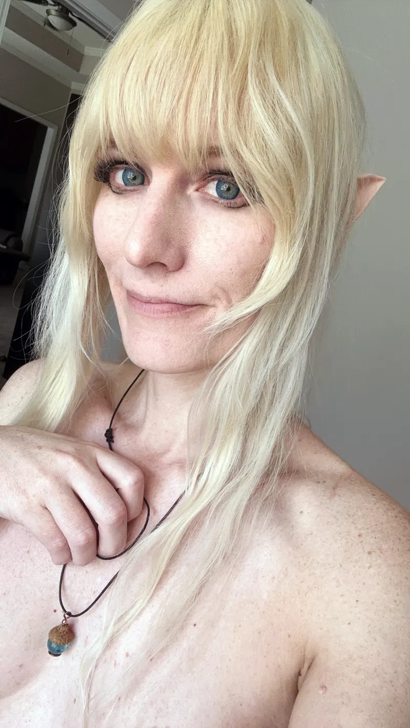 Thumbnail Ready for Ren Faire with SunnyBunnyMina | GWNerdy Fun