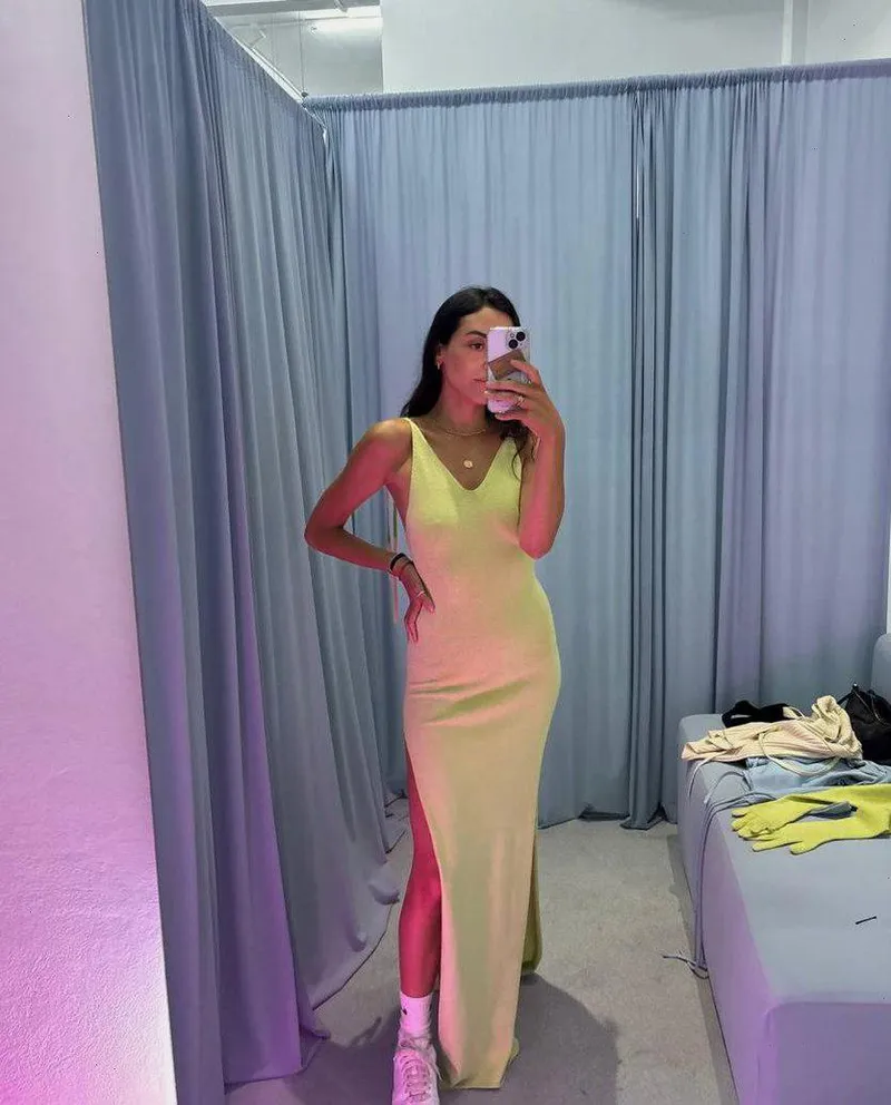 Thumbnail Favorite Tight Dress: PrettyPetiteGirle
