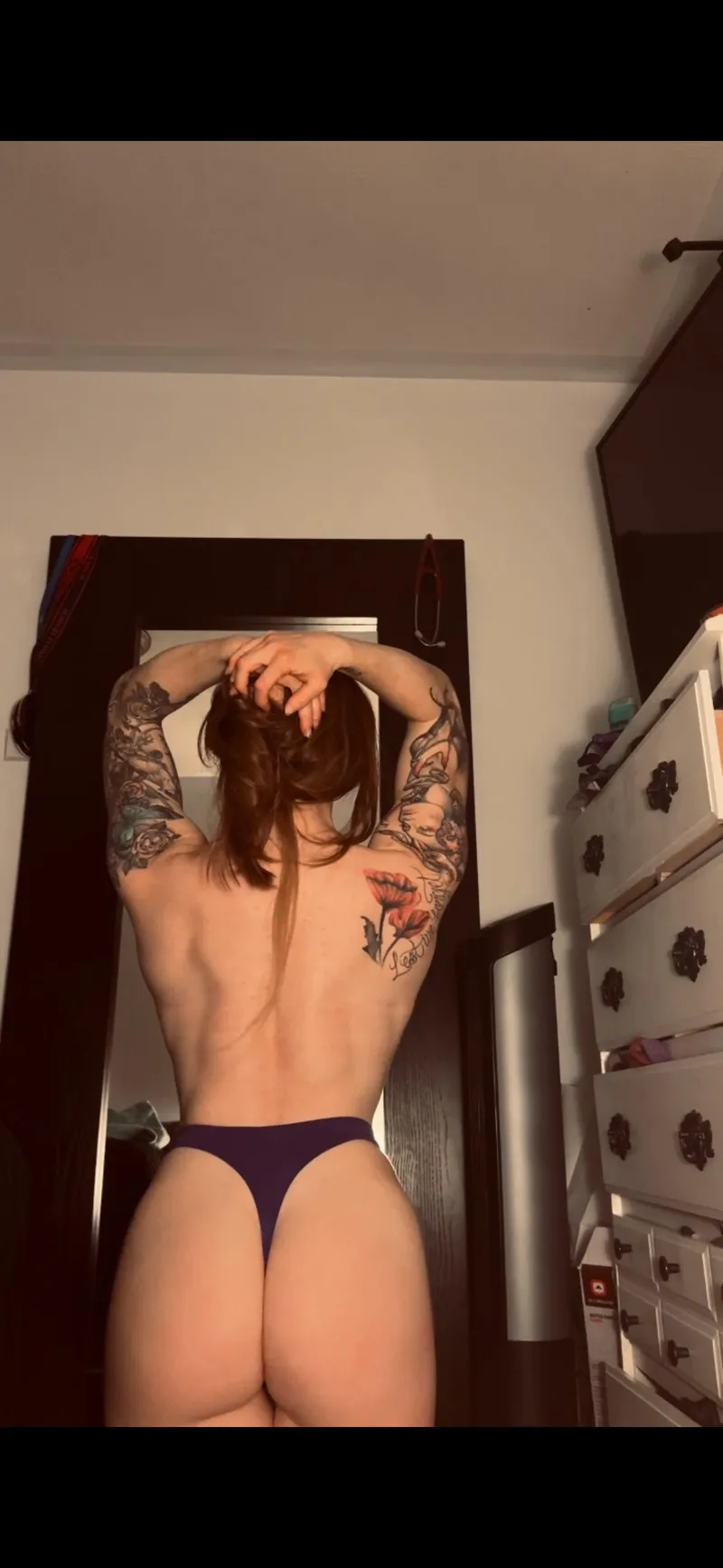 Thumbnail You Get My Back, I’m Staring at My Tits by fit_GingR | fbb_NSFW