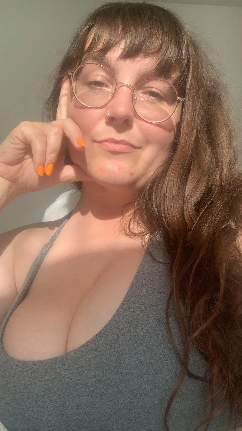 Thumbnail Sun-Induced Cleavage Beauty by nakedclownempire | Nature's Glamour