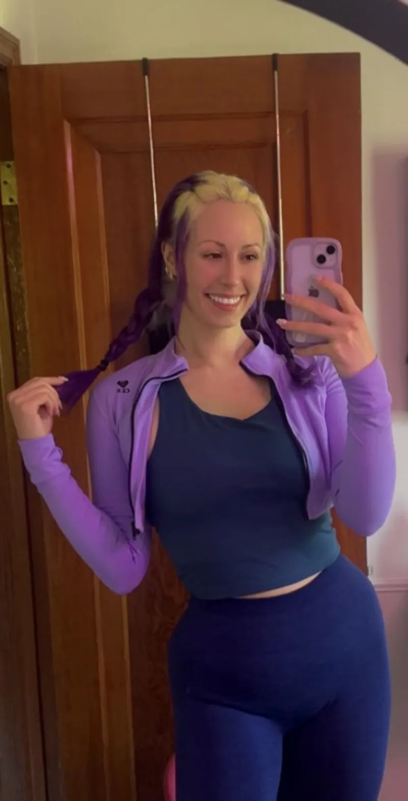 Thumbnail Irislondonn Shares Purple Moments - Get Vibrant with Neon Hair