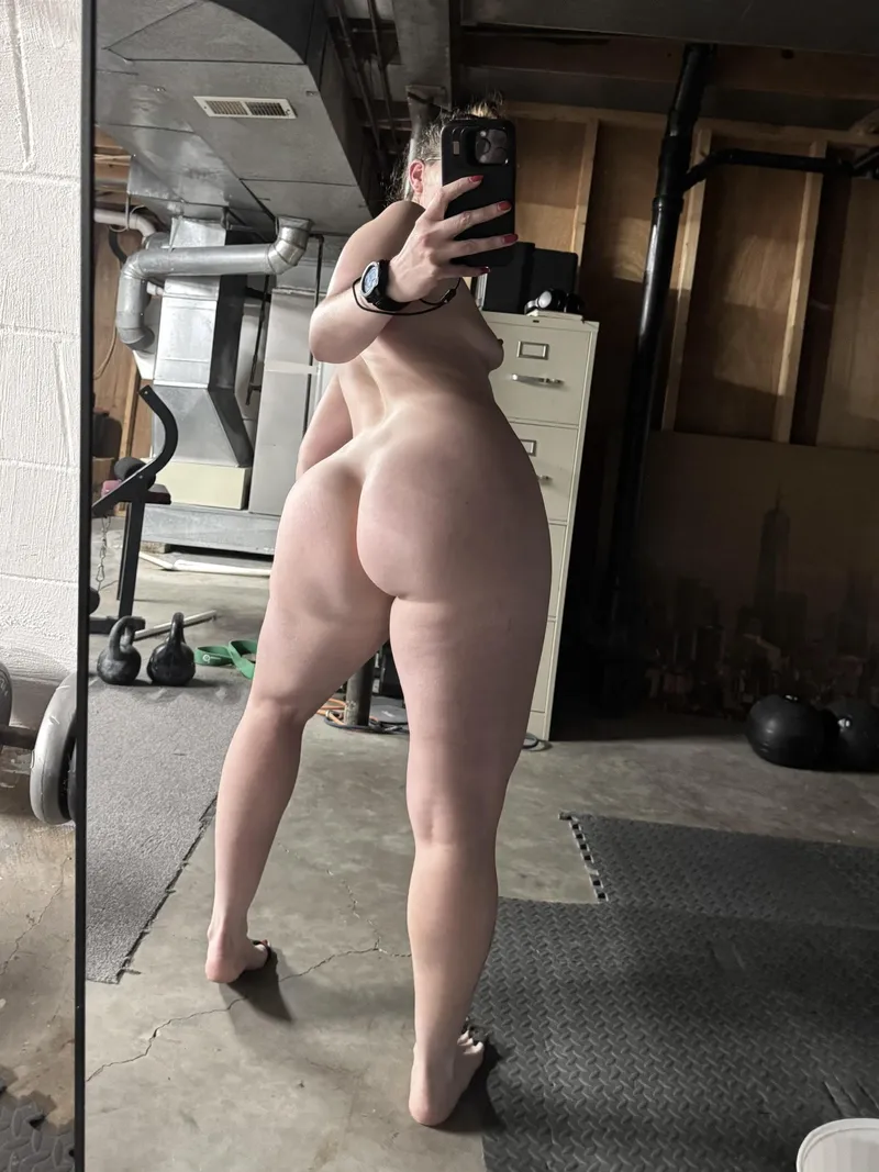 Thumbnail Early Gym Partner Search by TheBaronessX in pawg Category