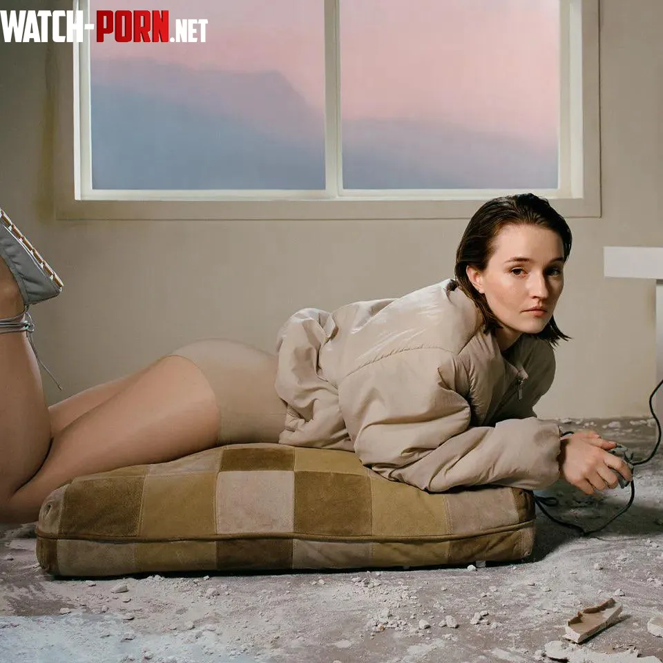 Kaitlyn Dever by grichardson526