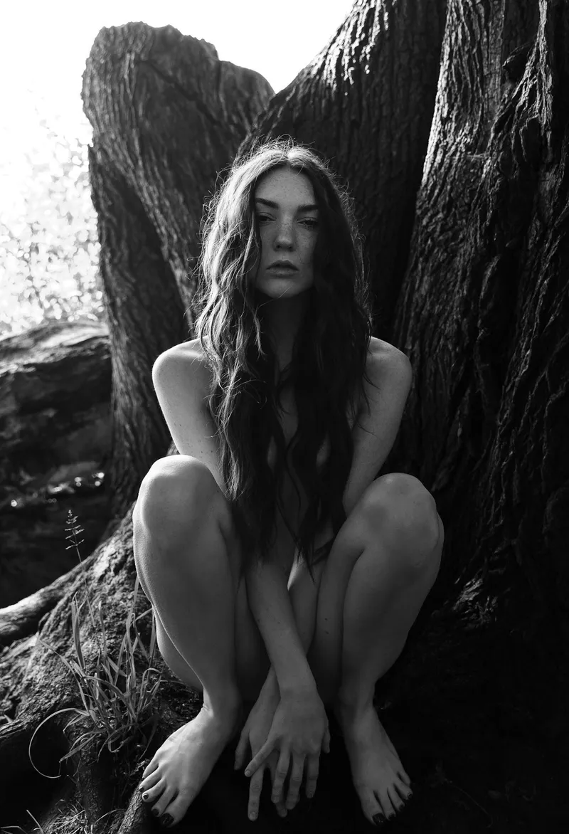 Thumbnail Explore the Allure of Eve Captured by mrtz_photo | LaBeauteFeminine