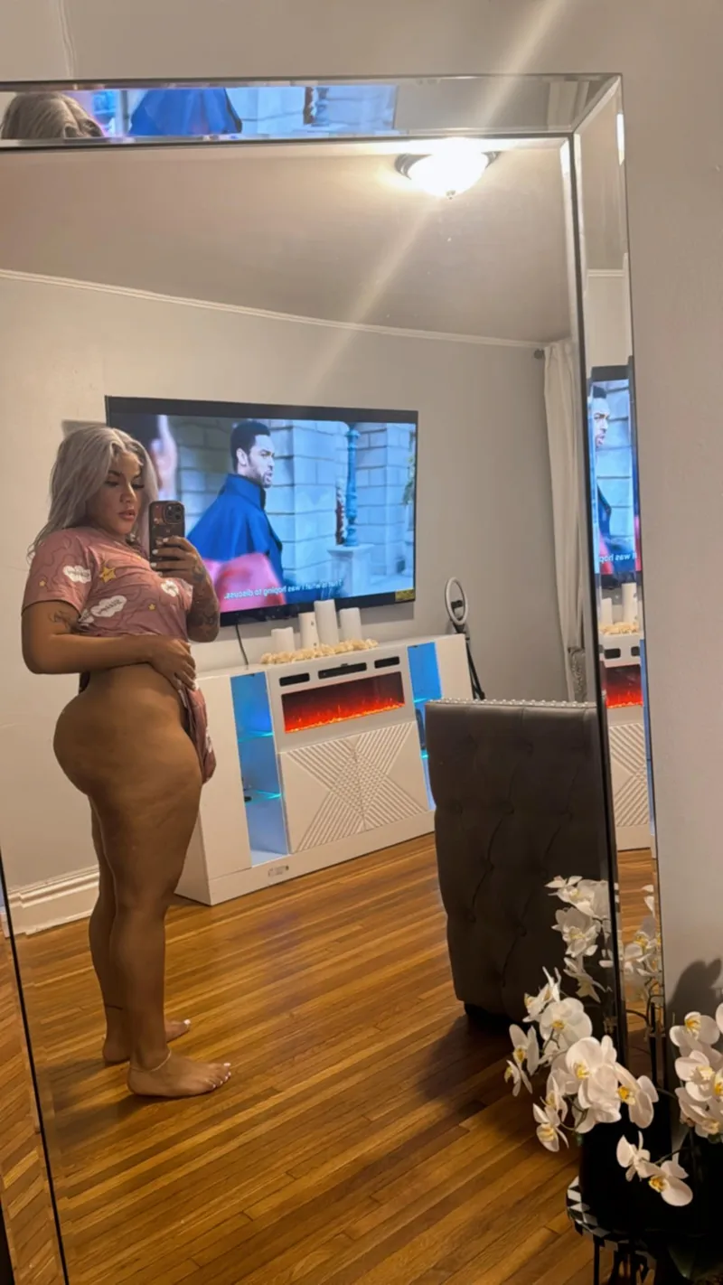 Thumbnail Thickiana Unveiled: The Allure of Size Explored | MoonlightRosezxc