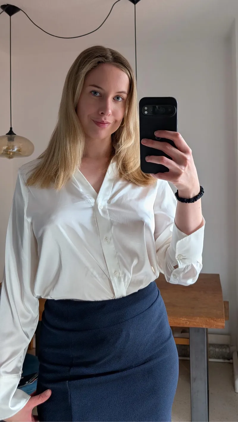 Thumbnail Braless German Librarian by naturalgirl_mel in braless Category