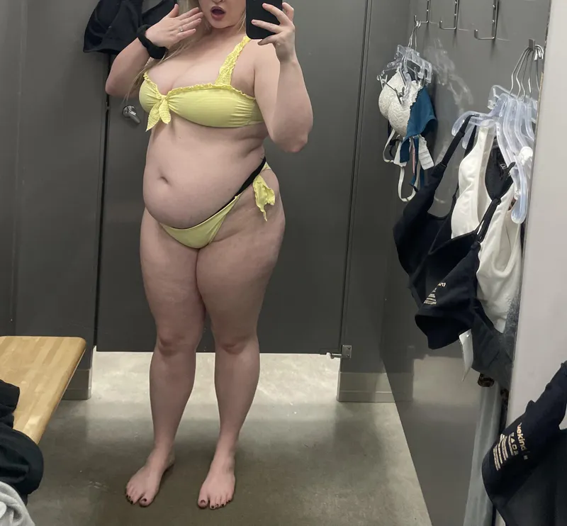 Thumbnail Spoiled Girl Chronicles by bimboguts: A Struggle with Outgrowing Clothes