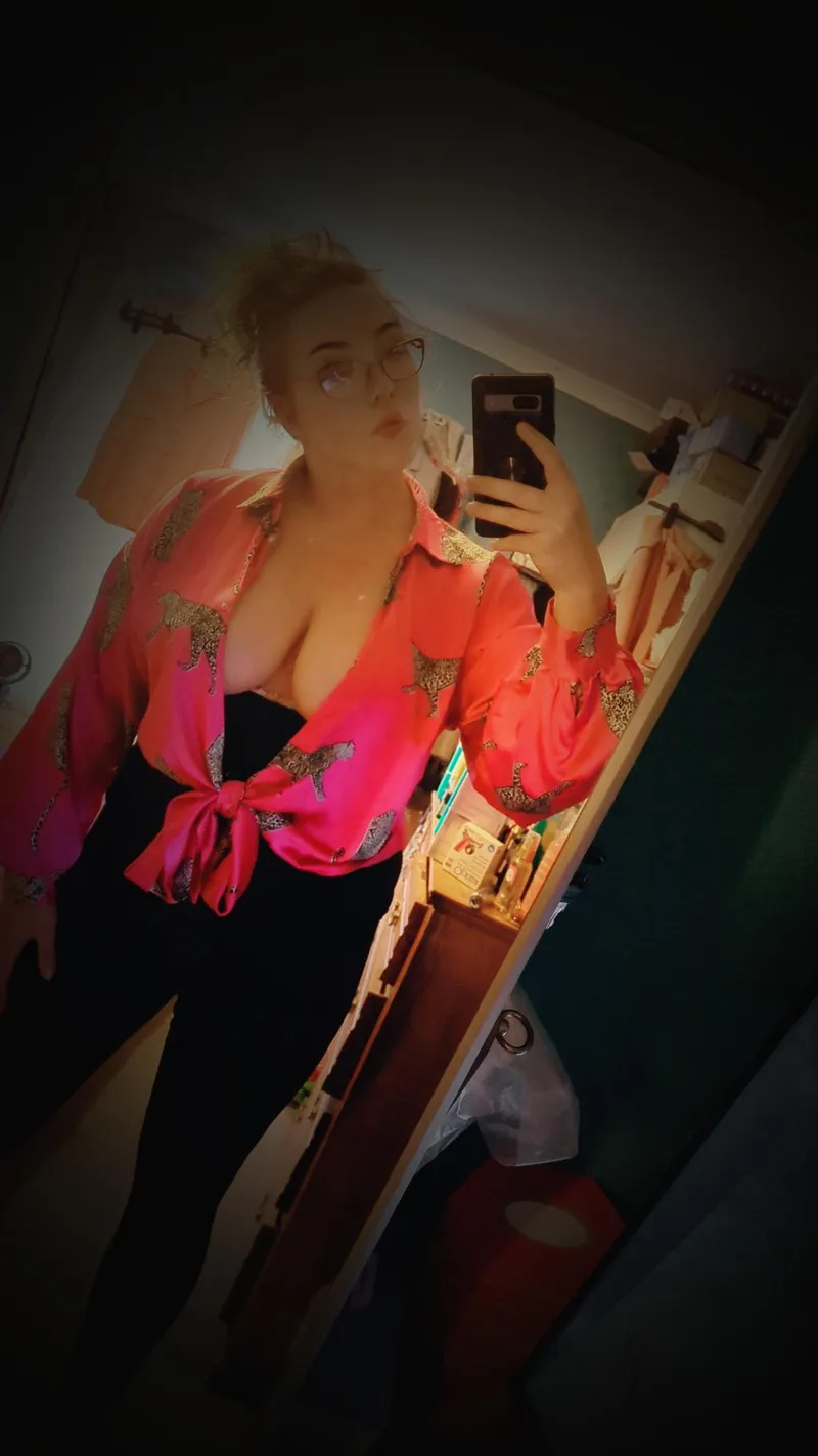 Thumbnail Monday Delight: Embracing Thicker Beauty | MistressIntensity