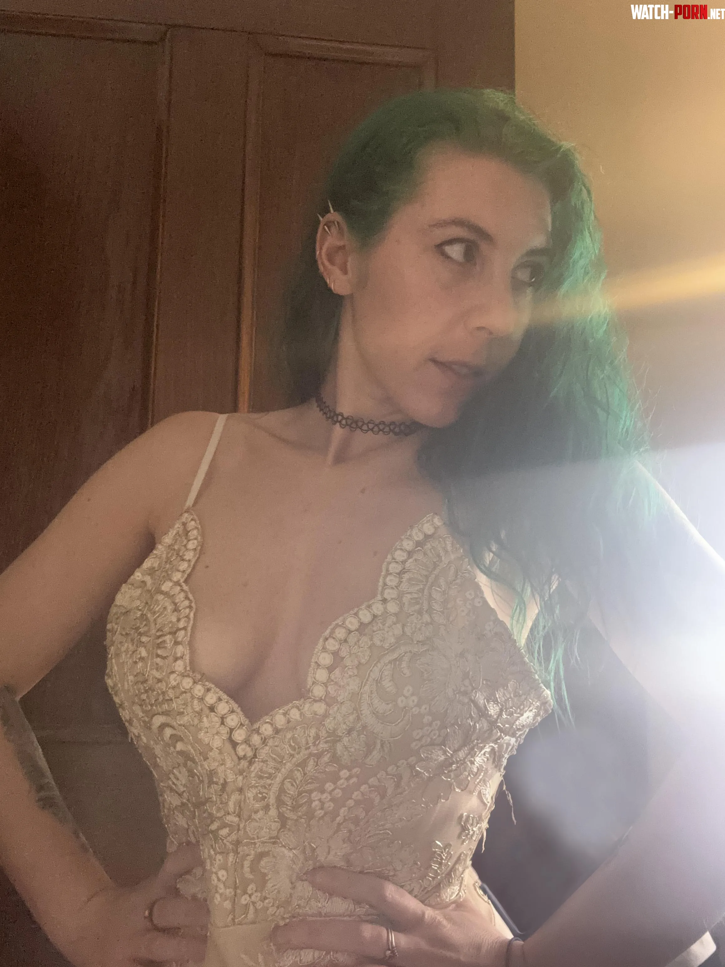 Gilded babe by sirenskiss3