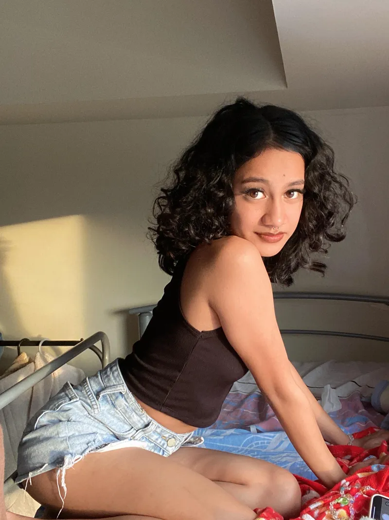 Thumbnail Secrets Unveiled: Discover the Allure of secretlyYoursxx | onlyfanschicks